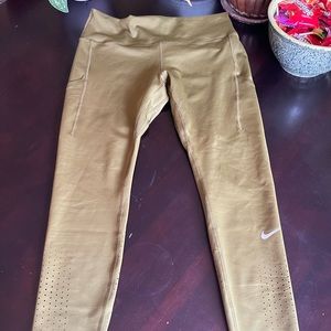 Nike Women’s Epic Lux legging, XL